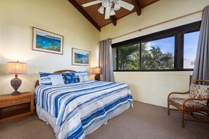 Appart'hôtel, 1 très grand lit et 1 canapé-lit (Kona Makai #2-303: Beautiful Top Floo)