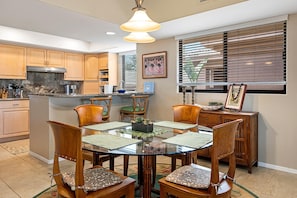 Condo, Plusieurs lits (Waikoloa Fairways #A310: Top Floor,Br) | Restauration