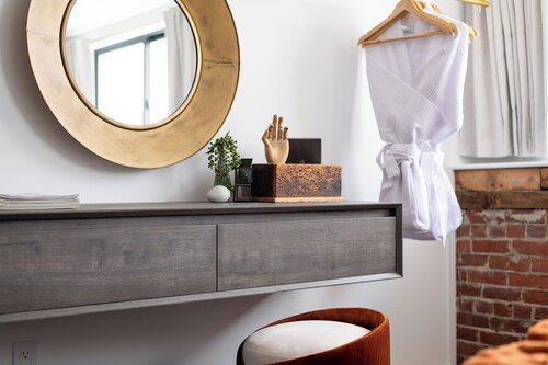 Blueprint Suite at Spofford Lodge