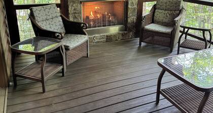 Eagle's Nest Retreat: Just Minutes from Downtown Boone