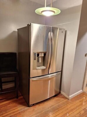 Interior - Cleveland Height Cabin House (Cleveland Heights)