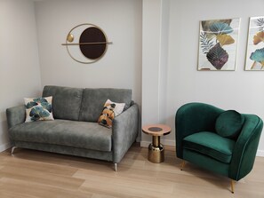 Smart TV - Elegancia y Modernidad en el Punto más Céntrico de Oviedo (Oviedo)