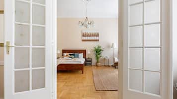 2 slaapkamers, een strijkplank/strijkijzer, wifi