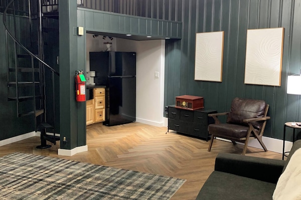 Habitación familiar | Área de sala de estar | Smart TV