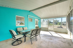 Dining - 1 Mi to Boat Ramp: Bokeelia Home w/ Screened Patio (Bokeelia)