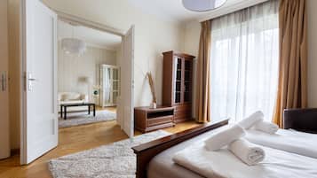 3 bedrooms, iron/ironing board