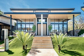 Family Villa | 1 bedroom, Egyptian cotton sheets, premium bedding, down duvets