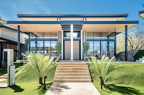 Family Villa | 1 bedroom, Egyptian cotton sheets, premium bedding, down duvets