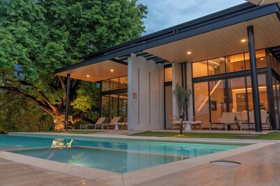Epic Tamarindo Boutique Hotel