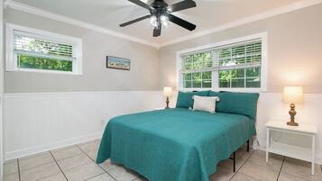 3 Schlafzimmer, Bügeleisen/Bügelbrett