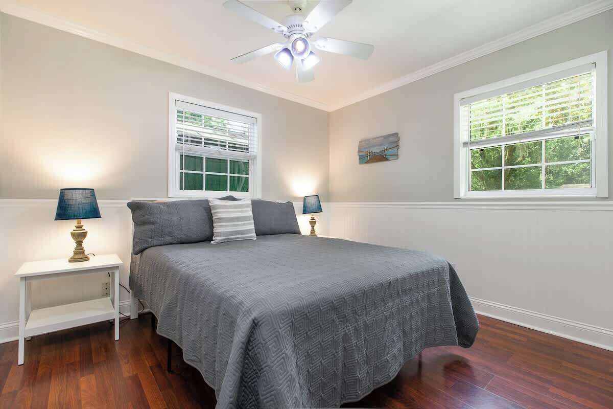 3 bedrooms, iron/ironing board