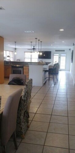 Best Value! & Waterfront house