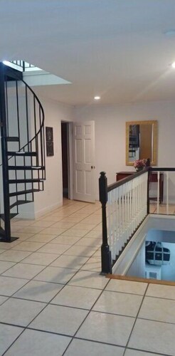 Lots of Room...Best Value! & Waterfront house 