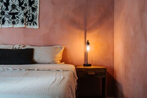 5 chambres, bureau, Wi-Fi, draps fournis