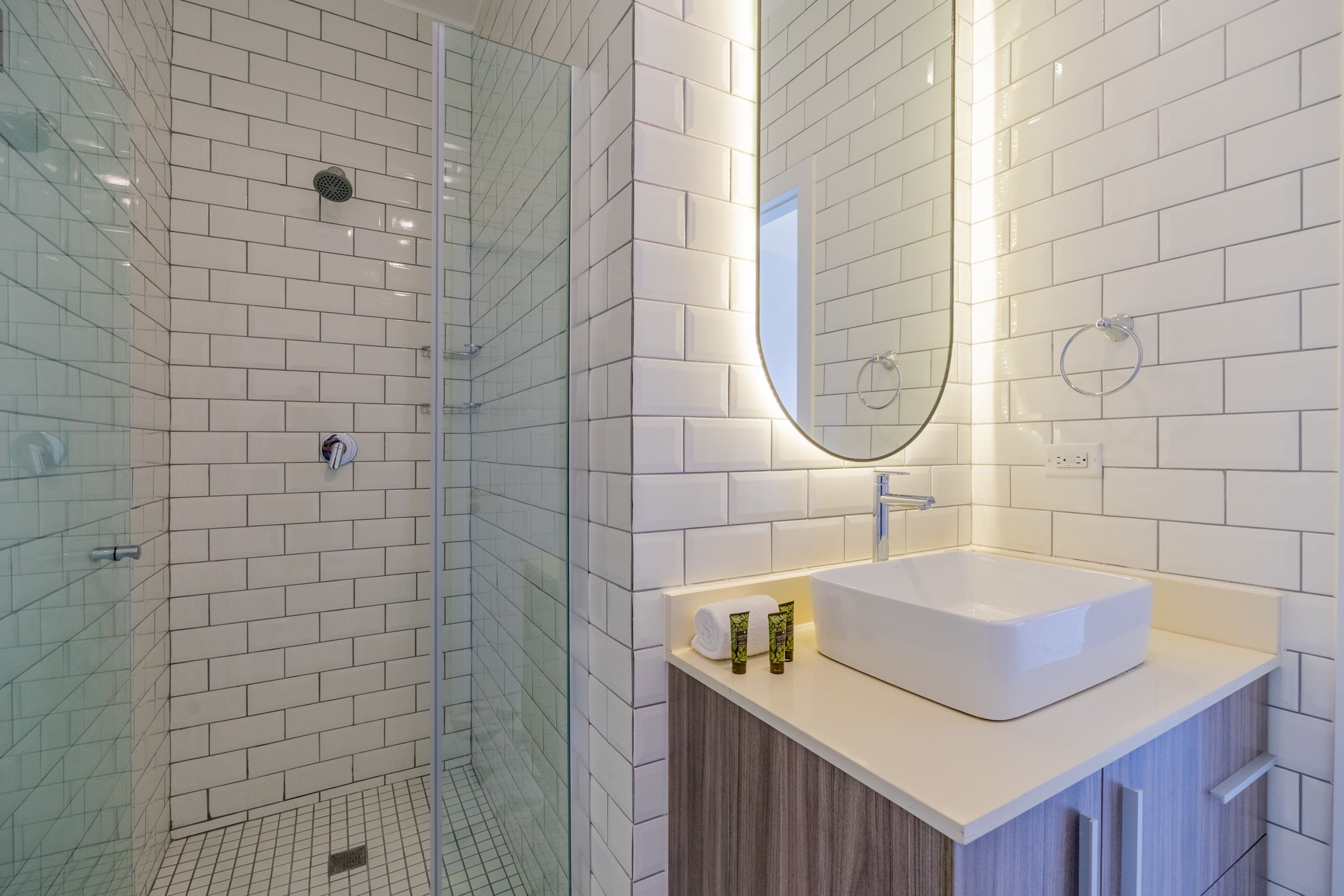 Departamento | Baño | Regadera, secadora de cabello, piso con calefacción, toallas 
