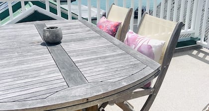 Newly renovated waterfront apartment with stunning views of Nelson Harbour