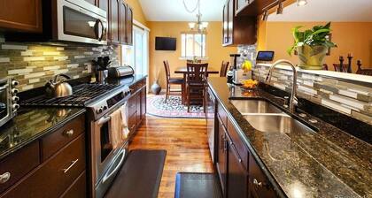 Tranquil Retreat: Your Perfect Family Getaway w/Infared Sauna