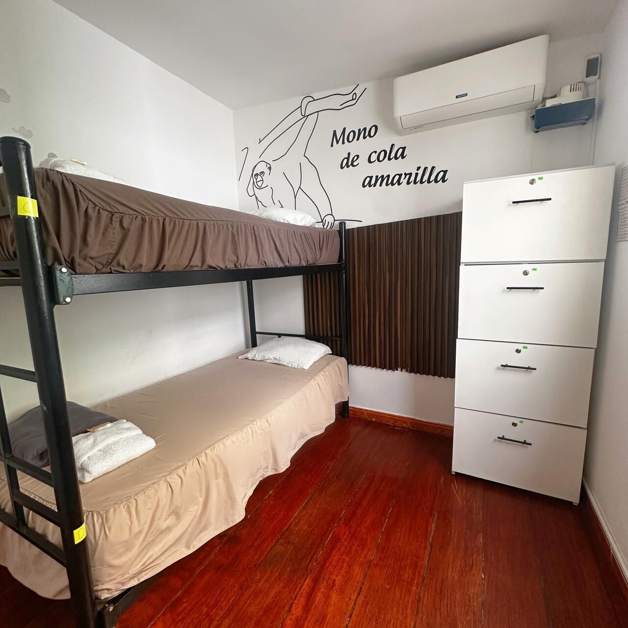 獨特裝潢、免費無線上網、床單