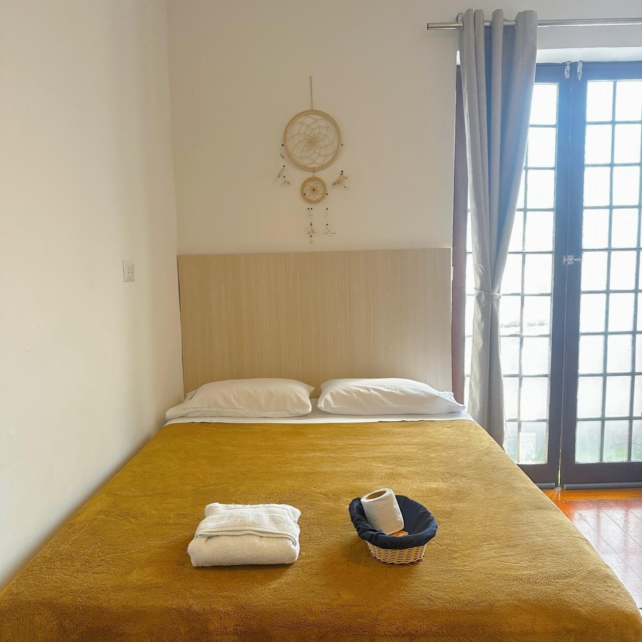 全景客房, 1 張標準雙人床, 城市景觀 | 獨特裝潢、免費無線上網、床單