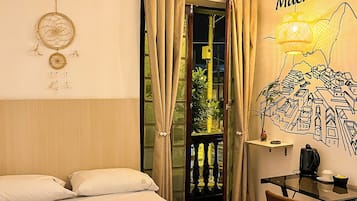 Panoramic Room, 1 Double Bed, City View | Individually decorated, free WiFi, bed sheets