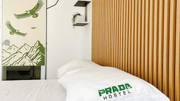 Design Room, 1 Queen Bed, City View | Individually decorated, free WiFi, bed sheets