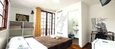 Chambre Panoramique, 1 grand lit, vue ville