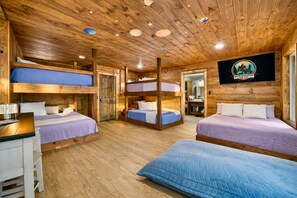 4 chambres, bureau, fer et planche à repasser, Wi-Fi gratuit