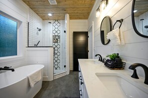 Shower, towels