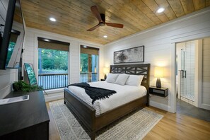 3 chambres, fer et planche à repasser, Wi-Fi gratuit, draps fournis