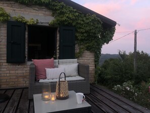 Terrace/patio - nature, art and gastronomy. Italian countryside hills (Faviano di Sopra)