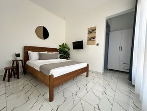 熨斗/熨衣板、WiFi