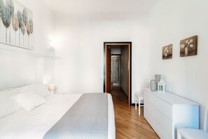 2 bedrooms, WiFi, bed sheets - Celeste - My Home In Como (Como)