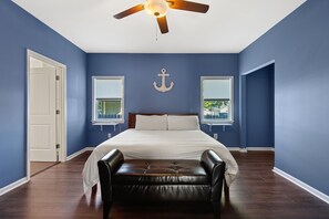 4 bedrooms, iron/ironing board, travel cot, WiFi