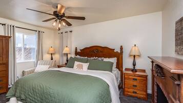 4 Schlafzimmer, Bügeleisen/Bügelbrett, Reisekinderbett, kostenloses WLAN