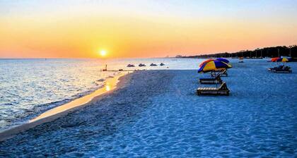 Coastal Cowgirl In Downtown Biloxi