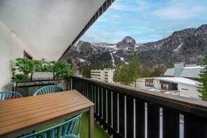 Outdoor dining - GuestHost - Canin Mountain Lodge (Chiusaforte)