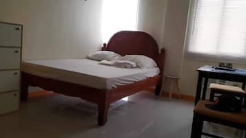 1 bedroom, iron/ironing board, bed sheets