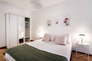 2 chambres, fer et planche à repasser, accès au Wi-Fi (inclus)