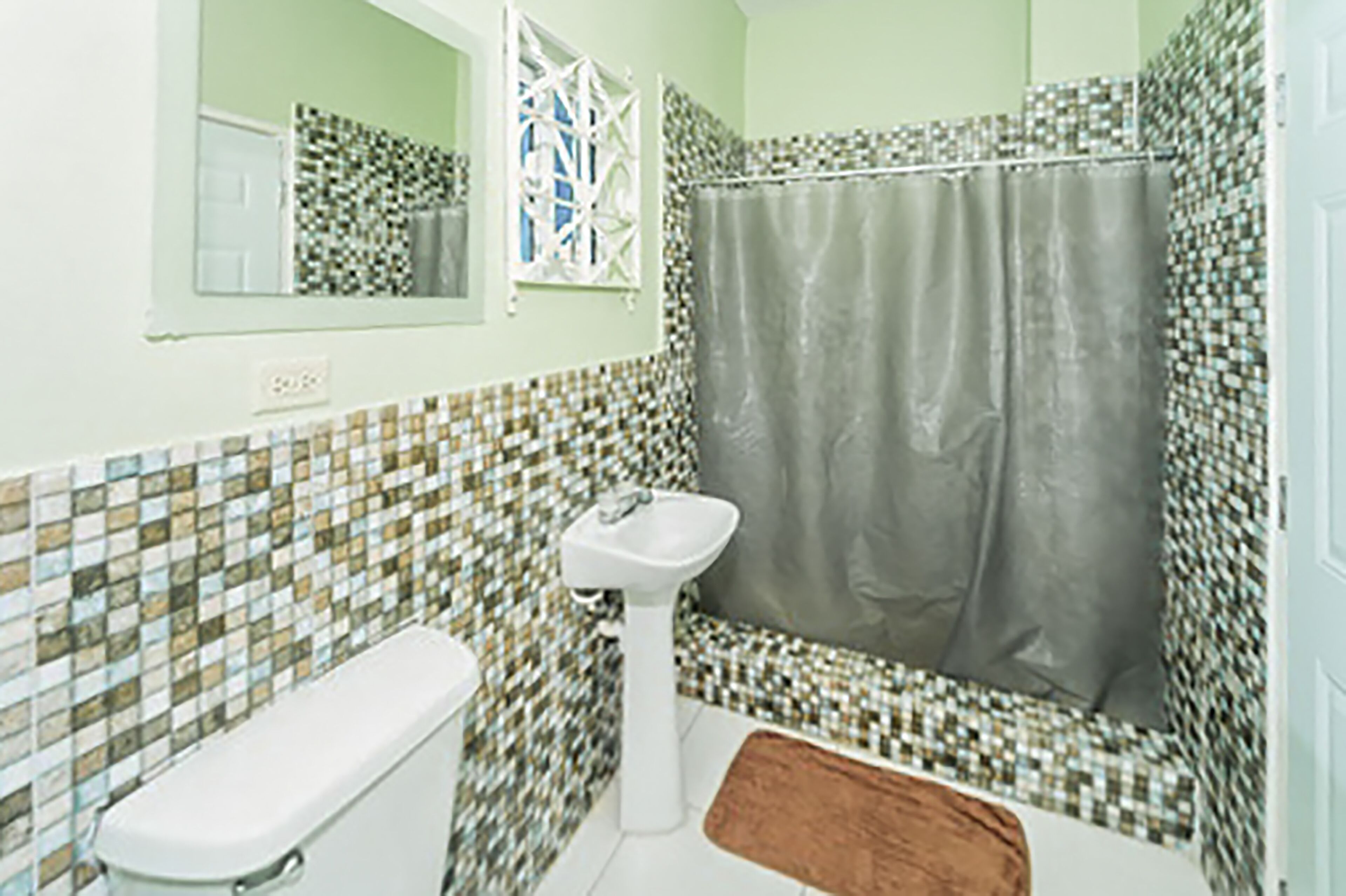 Shower, free toiletries, towels, soap
