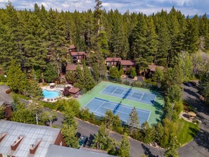 Sports court - Tahoe City Townhouse-Lakefront Complex (Tahoe City)
