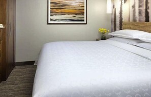 2 bedrooms, in-room safe, travel crib, WiFi