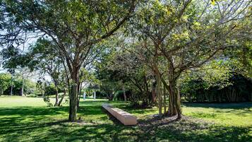 Enceinte de lâhĂ©bergement