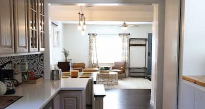 Modern Home In Heart Of Downtown Klamath Falls