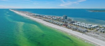 "Sandy Sunsets" | Boardwalk E4 | Private Beach & Fishing Pier | My Beach Getaways