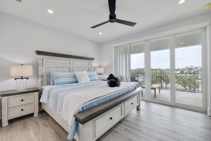 4 bedrooms, free WiFi, bed sheets
