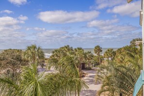 Property grounds - Ocean Pearl on 18th—Luxury 4-Story Townhome w/ Heated Pool, Gulf-View Decks & Steps to Beach (Indian Rocks Beach)