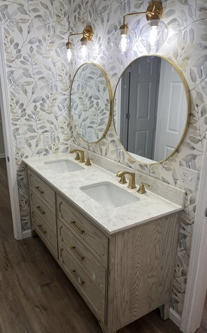 Handtücher, Toilettenpapier