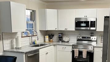 洗碗機、攪拌機、廚房用具/餐具/器皿、香料