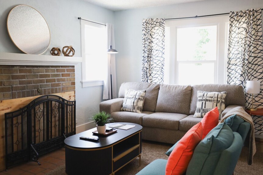 Cozy Comfort Minutes From Downtown Klamath Falls - Klamath Falls, OR