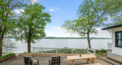 PAGEANT -Eagles Nest home with view of the Mississippi and Gorgeous Sunsets